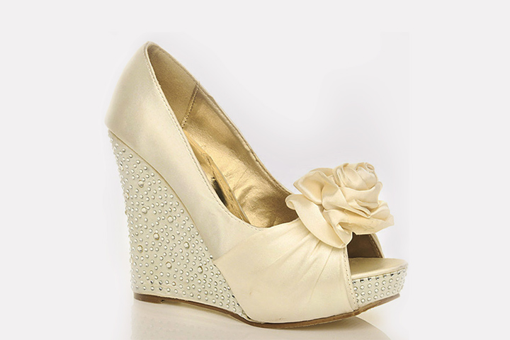 11 Snazzy Bridal Ivory Shoes For You In 