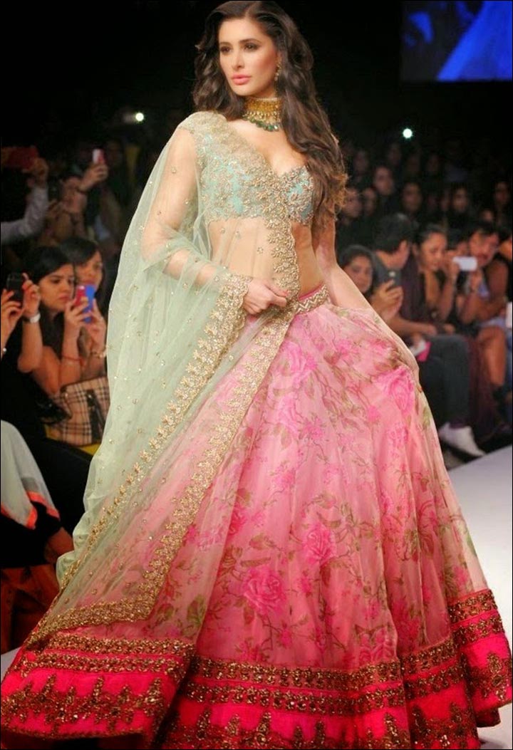 dupatta style for gown